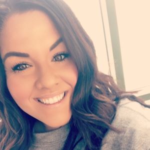 Meet your Posher, Renee